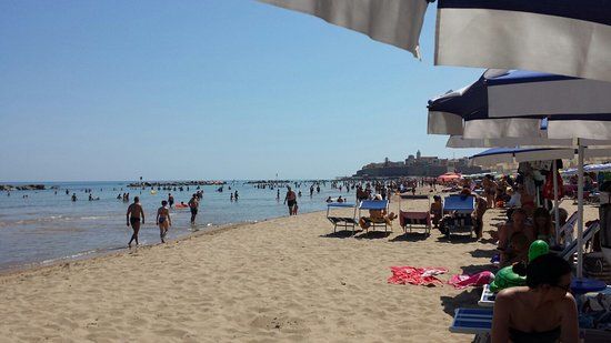 Lungomare Cristoforo Colombo